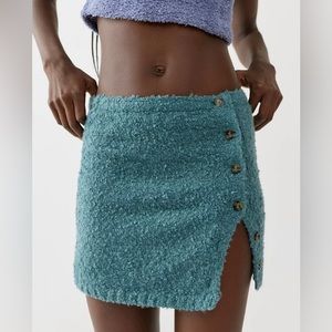 Urban outfitter fuzzy teal skirt